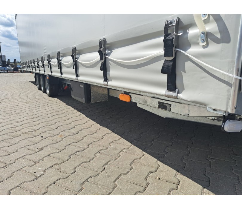 Remorque porte-voitures STIM avec rideau coulissant, PTAC 3500 kg, avec treuil électrique - Image 13