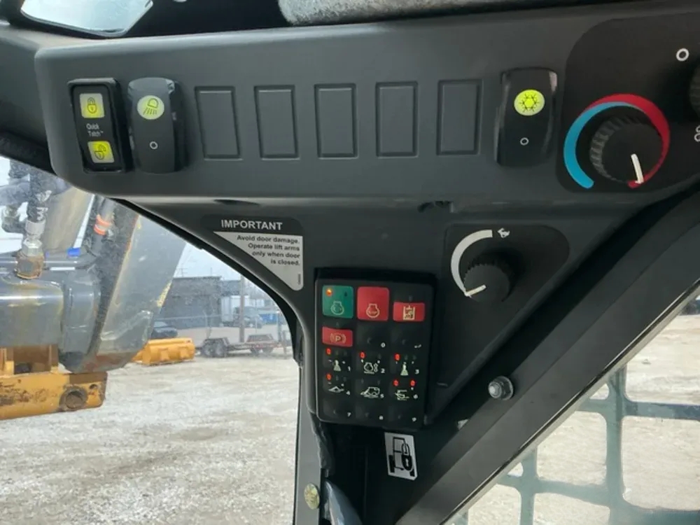 John Deere 317G de 2023 - Image 20