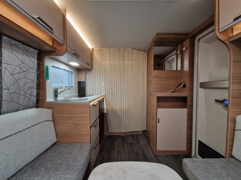 Caravane Knaus Sport 450 Fu - Image 10