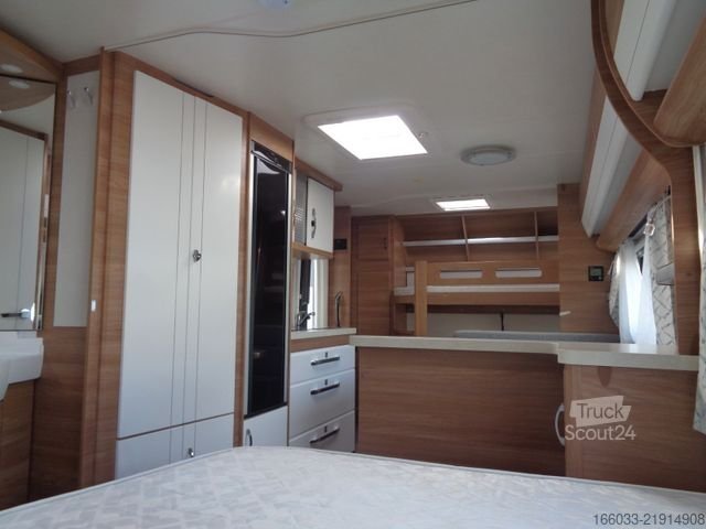 Caravane Édition Spéciale « Hot Edition » – 5 couchages - Image 12