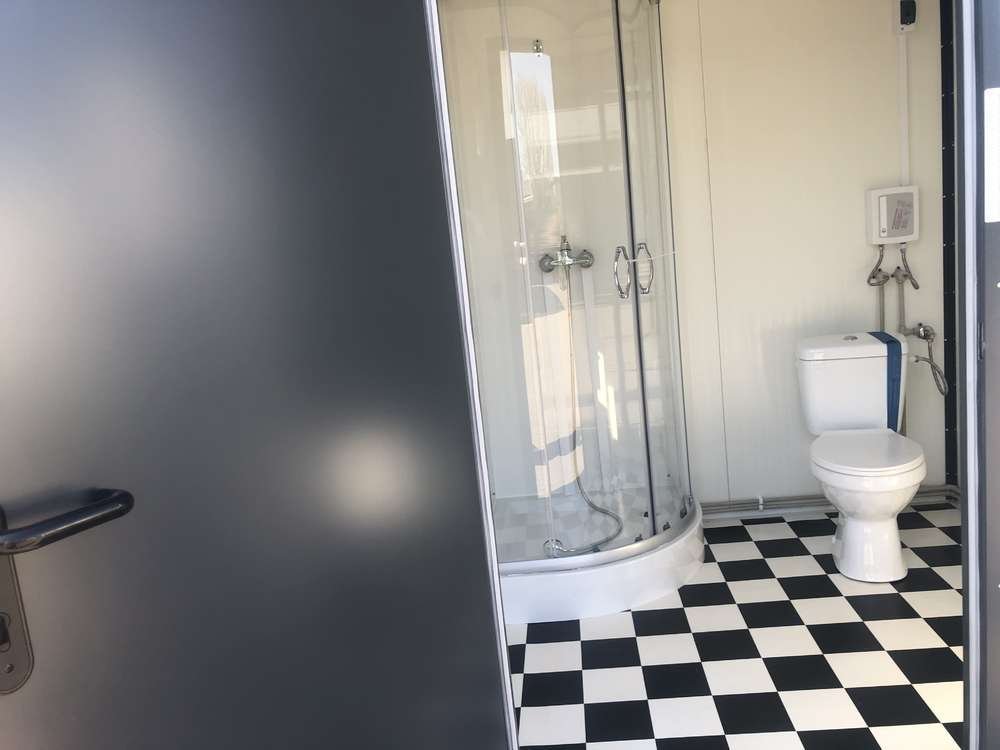 Conteneur sanitaire avec douche 2x2M neuf - Image 4