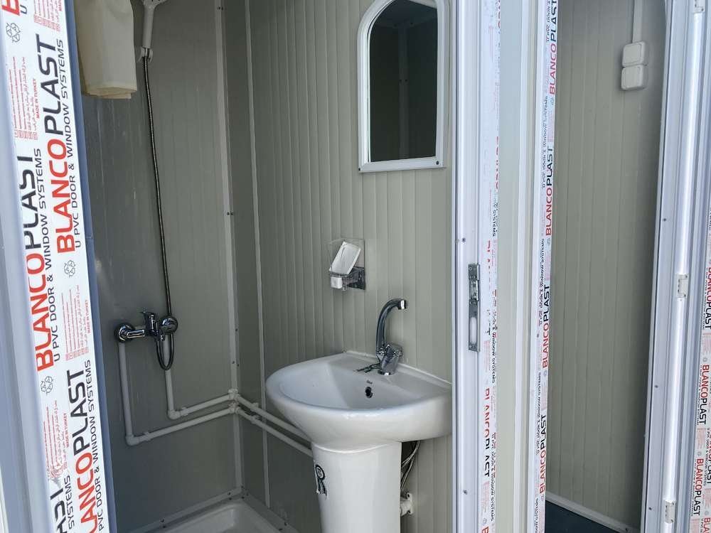 Conteneur de douche neuf avec 2 douches - Image 4