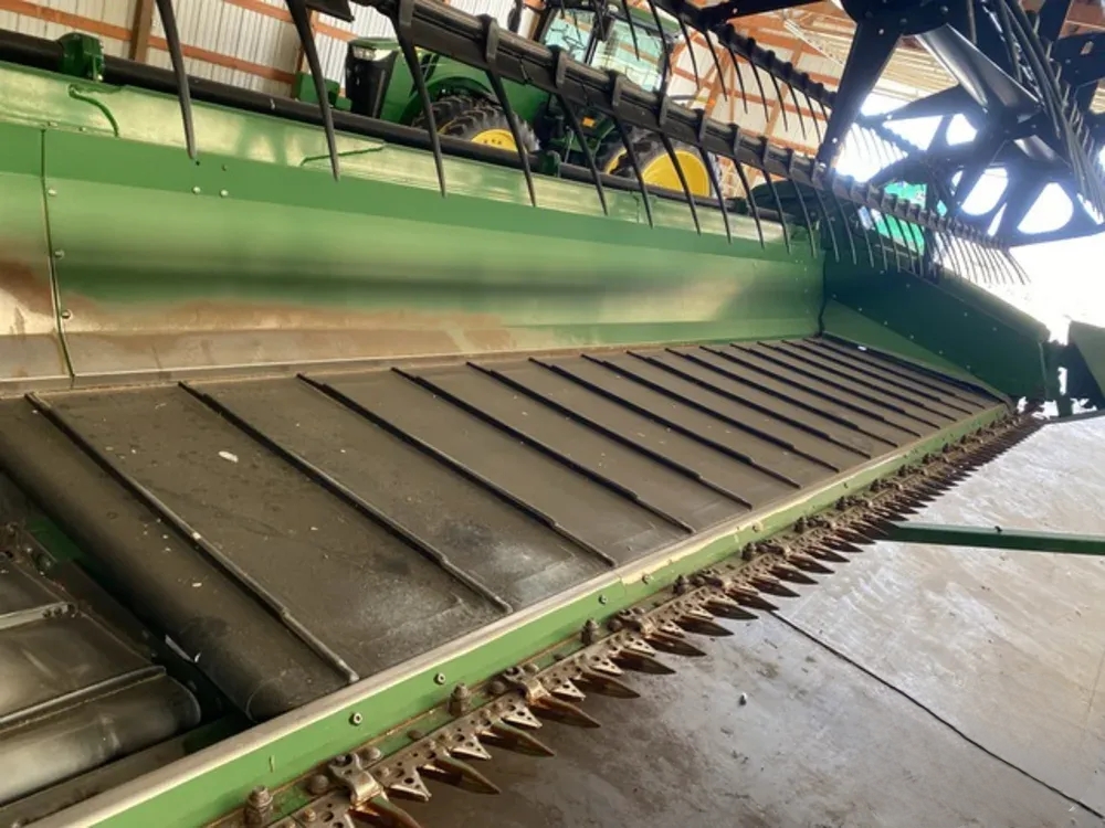 John Deere 635D de 2010 10,7 m (35 pi). - Image 38
