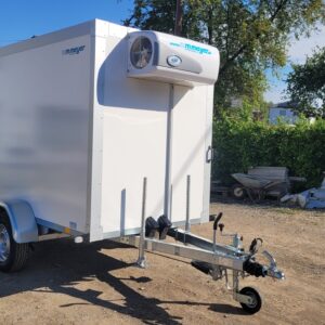 Remorque porte-voitures frigorifique AZKF 1325/145 avec WMK-4G, PTAC 1300 kg, surface de chargement 2,44 x 1,45 m, hauteur intérieure 1800 mm (rail d’arrimage inclus)