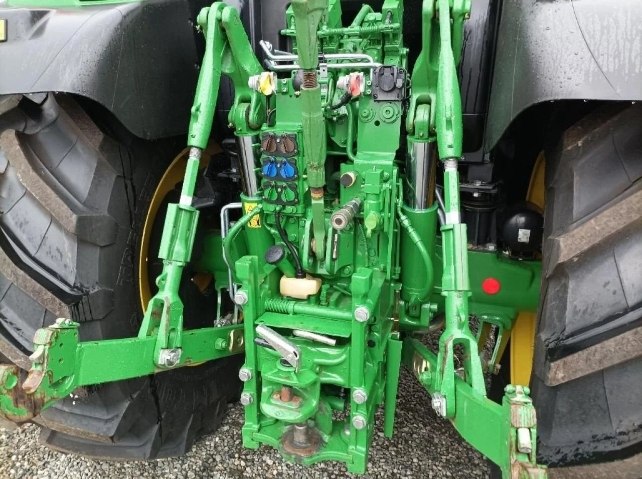 2018 JOHN DEERE 6145R - Image 6