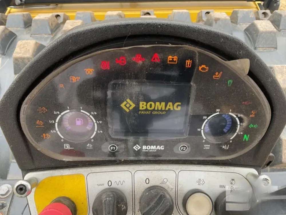 BOMAG BW213DH 2022 - Image 13