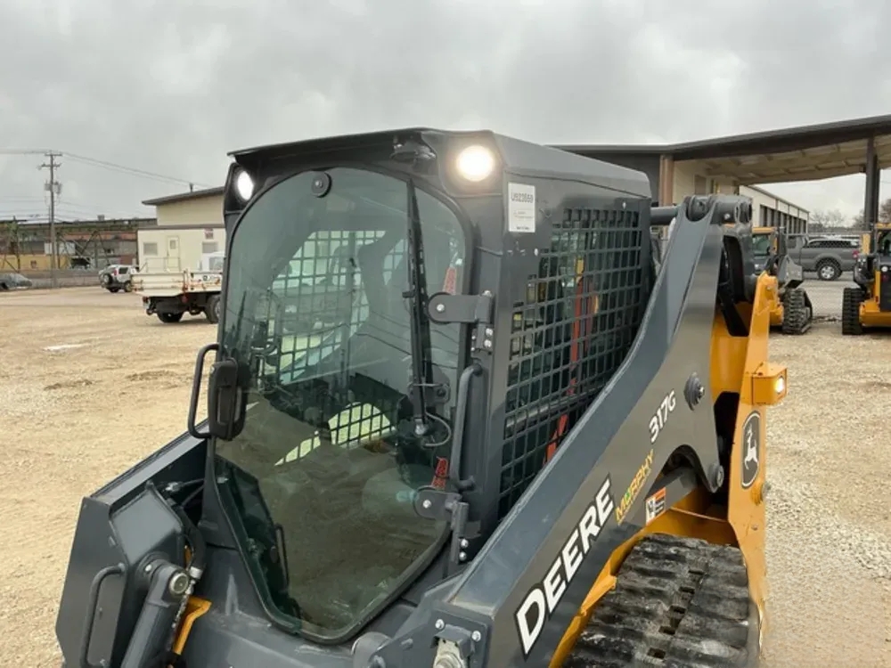 John Deere 317G de 2023 - Image 13