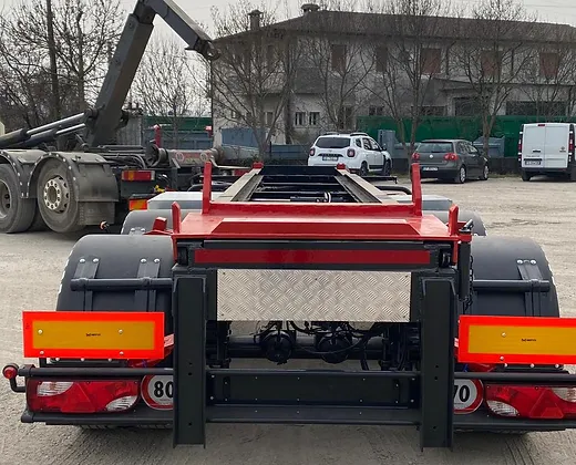 Remorque conteneur Zorzi roll-off Arbalète L 8 m - Image 6