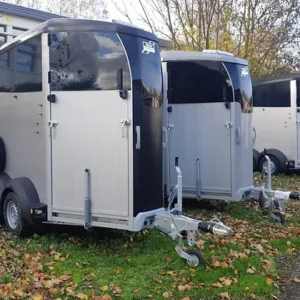 Ifor Williams – HBX 403 – 1.5 places