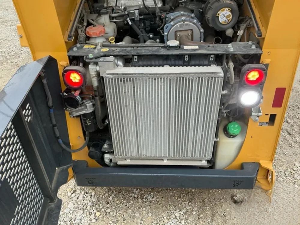 John Deere 317G de 2023 - Image 24