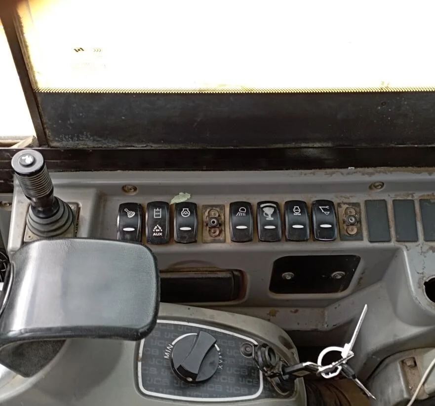 JCB 86C-1, 8,5T + 3 GODETS - Image 8