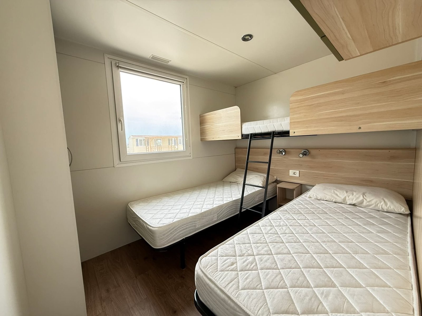 MOBILE HOME un Roller unique et hautement équipée - Image 13