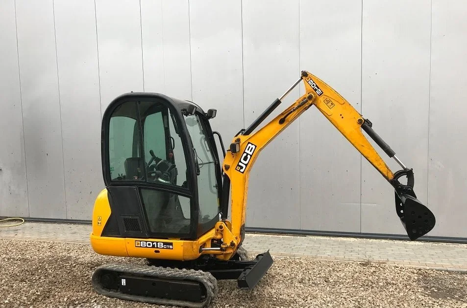 JCB 86C-1, 1,9T + 3 GODETS - Image 9