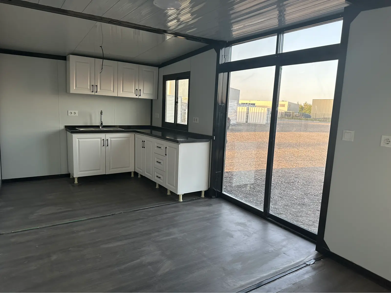 Conteneur d’habitation Tiny House Luxe Black - Image 6