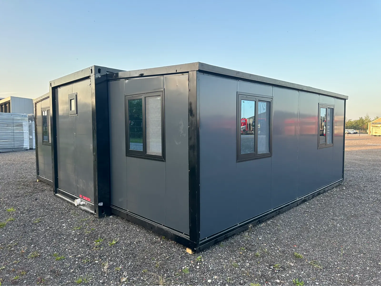 Conteneur d’habitation Tiny House Luxe Black - Image 12