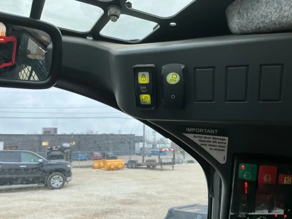 John Deere 317G de 2023 - Image 33