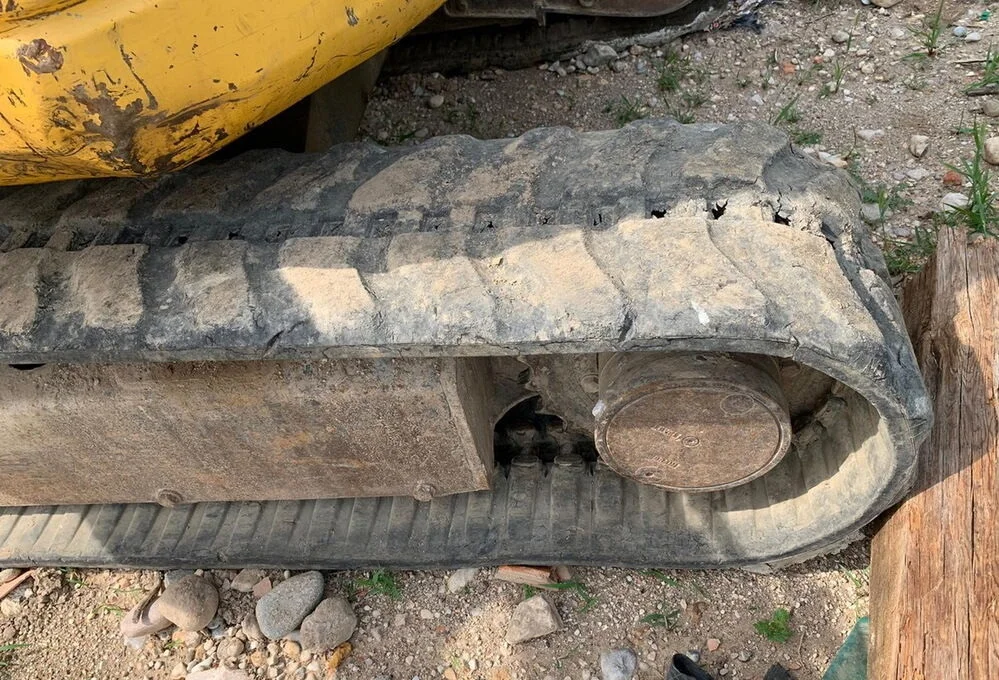 KOMATSU PC30MR, 2003 + 3 GODETS - Image 3