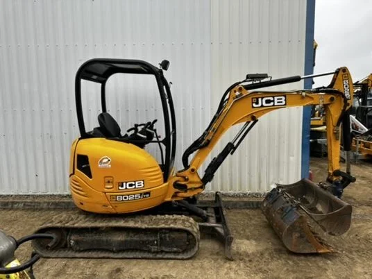 JCB 8025 ZTS CANOPY, 2,7T + 3 GODETS - Image 2