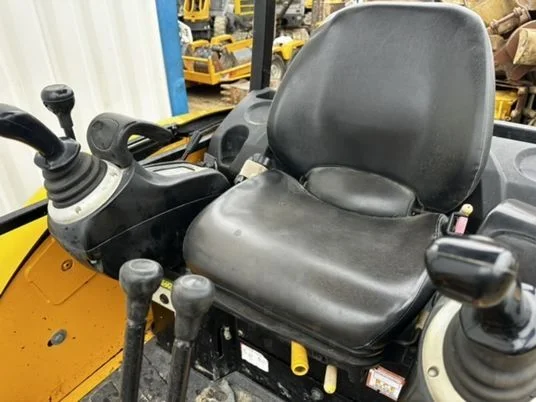 JCB 8025 ZTS CANOPY, 2,7T + 3 GODETS - Image 3