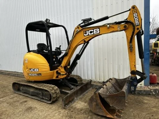 JCB 8025 ZTS CANOPY, 2,7T + 3 GODETS - Image 6