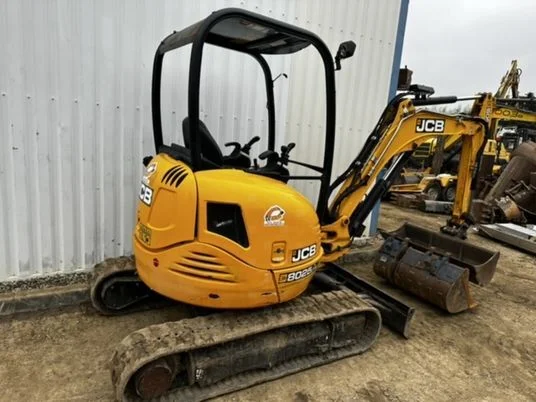 JCB 8025 ZTS CANOPY, 2,7T + 3 GODETS - Image 9